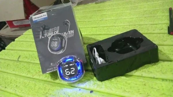 Wireless Bluetooth 5.3 In-Ear With Microphones, 200mAh Battery (1 Pc)