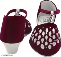 Trendy Women Juttis & Mojaris - IND-4