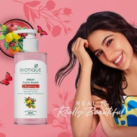 Biotique Fruit Brightening Face Wash 200ml - 200ml, Biotique