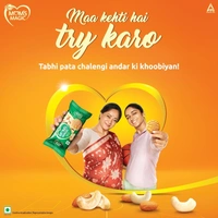 Sunfeast Mom's Magic Rich Cashew Almond Cookies 544g - 544g, Sunfeast