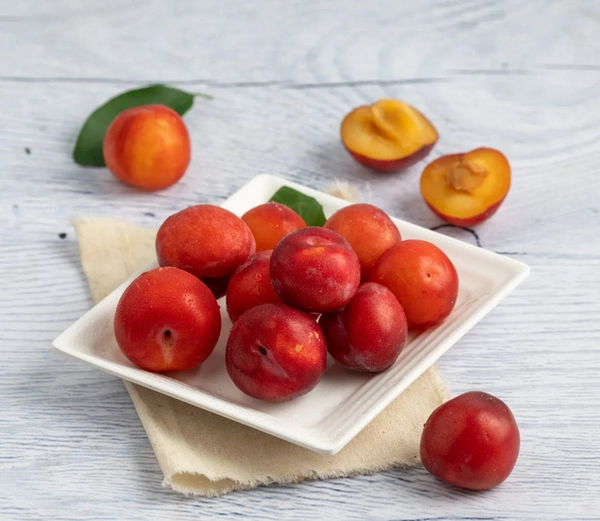 Plum / आलू बुखारा(Purple) - 250g