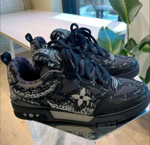Louis_ Vuitton_ Skate Diamond Sneaker for Men - Black, 42