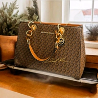 Michael_ Kors_ Cynthia Large Size Handbags For Women - Brown, Large