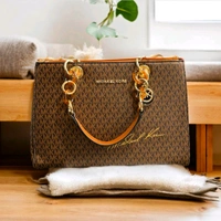 Michael_ Kors_ Cynthia Large Size Handbags For Women - Brown, Large