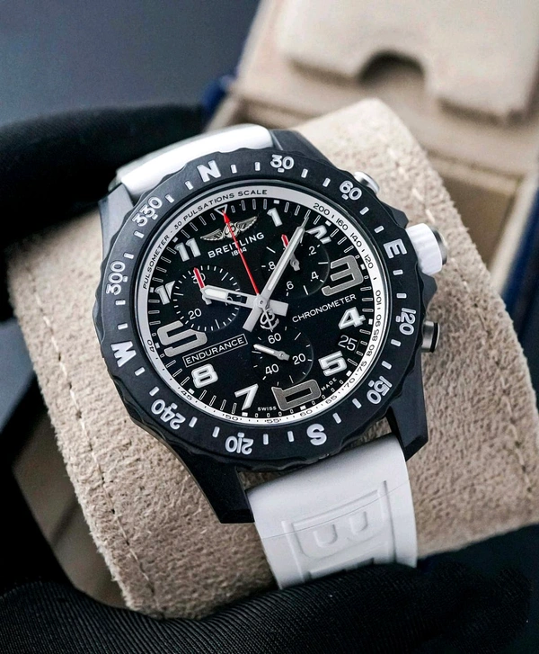 Breitling_ Endurance Pro Breitlight With White Rubber Strap X82310A71B1S1 - White