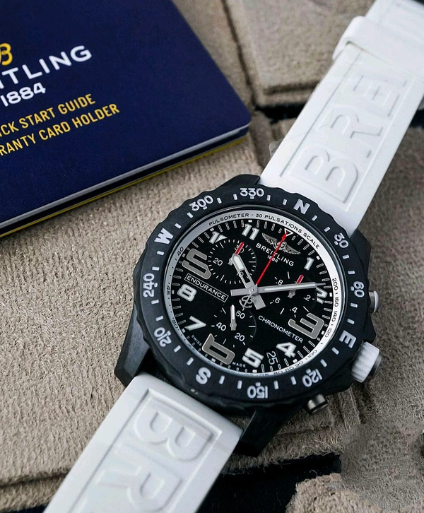 Breitling_ Endurance Pro Breitlight With White Rubber Strap X82310A71B1S1 - White