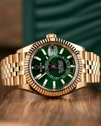 ROLEX_ Sky-Dweller Oyster, 42 mm, yellow gold M336938-0008 Automatic Watch For Men - Gold