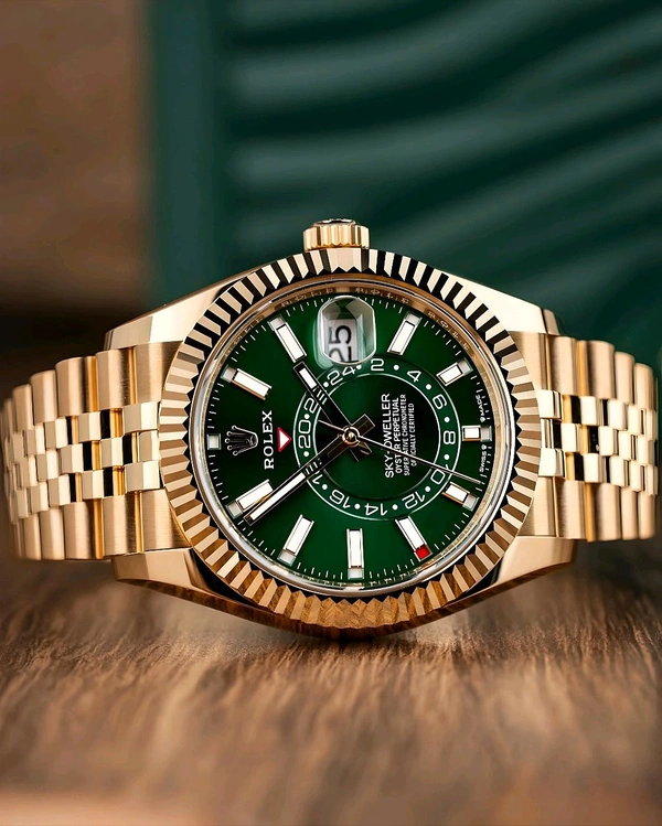 ROLEX_ Sky-Dweller Oyster, 42 mm, yellow gold M336938-0008 Automatic Watch For Men - Gold