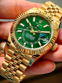 ROLEX_ Sky-Dweller Oyster, 42 mm, yellow gold M336938-0008 Automatic Watch For Men - Gold