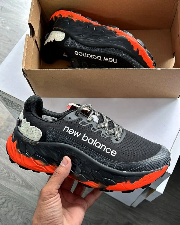 NEW BALANCE Fresh Foam x Trial V3 Black-Orange Running Shoes  - Black, EURO