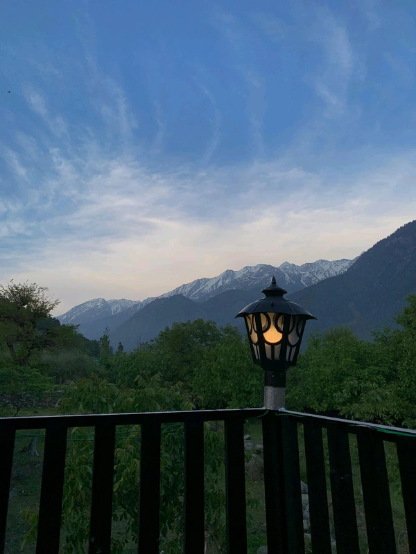 KASHMIR (25th FEB) - 10N/11D