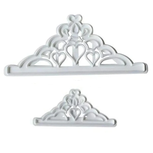 The Baking Curv Crown Plunger Cutter Set of 2 – Royal Fondant & Cookie Cutters for Cake Decorating & Themed Bakes