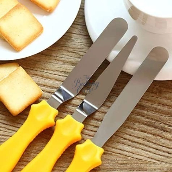 The Baking Curv 3-Piece Cake Icing Spatula Set – Angled & Straight Palette Knives for Smooth Cake Frosting & Decorating