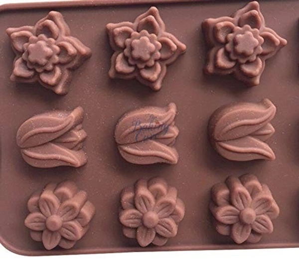 The Baking Curv Leaf & Flower Shape Silicone Chocolate Mould – 15-Cavity Non-Stick Tray for Candy Making & Cake Decoration