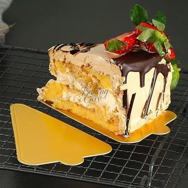 The Baking Curv Triangle Pastry Base – Ready-to-Bake Puff Pastry Sheets for Puffs, Samosas & Snacks - Pack of 25