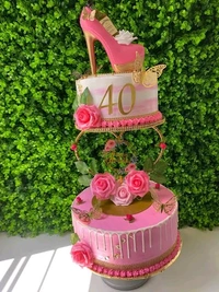 The Baking Curv Heart Shape Metal Spacer