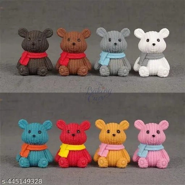The Baking Curv Knitted Teddy Bear Figurine Set