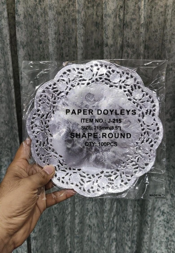 Paper Doilies | Round Placemats | Decorative Accessories | Disposable Paper Mats Silver Round (Pack of 100) - 7.5 Inch
