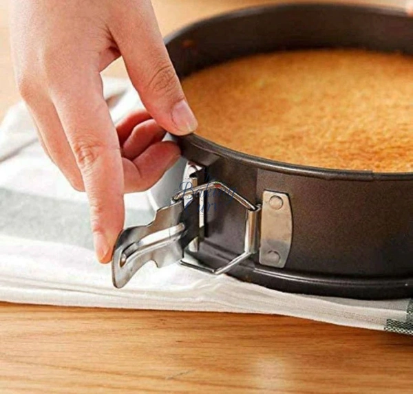 The Baking Curv Round Springform Cake Mould Set – 2pcs Non-Stick Removable Base Tins for Cheesecake & Baking
