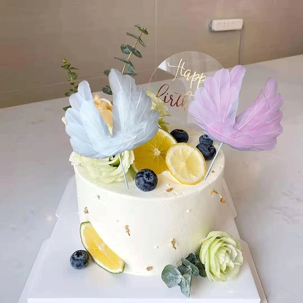 THE BAKING CURV CAKE TOPPER FEATHER - White