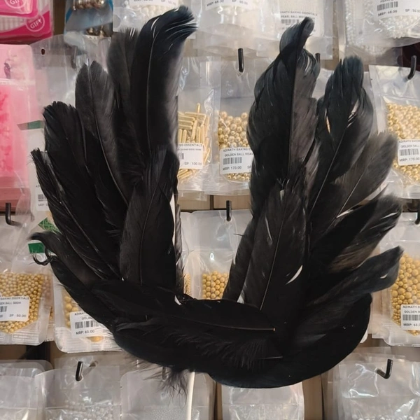 THE BAKING CURV CAKE TOPPER FEATHER - White