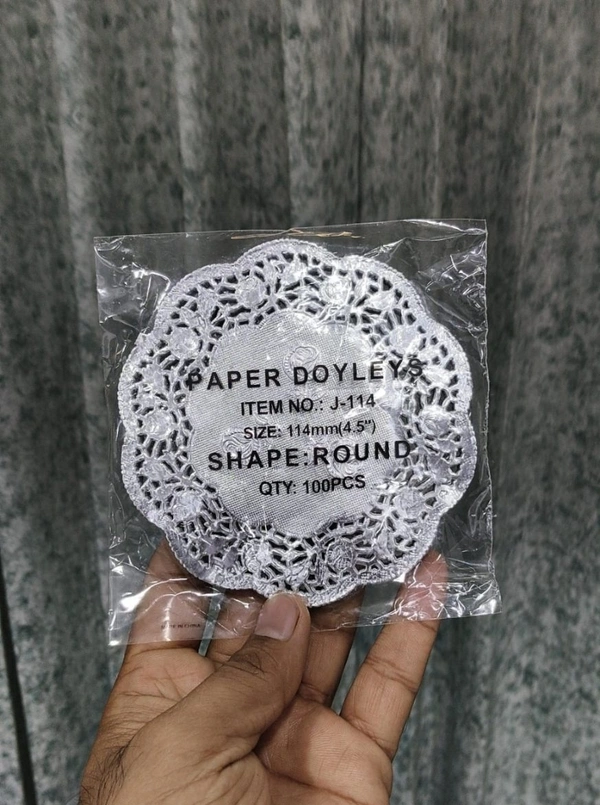 Paper Doilies | Round Placemats | Decorative Accessories | Disposable Paper Mats Silver Round (Pack of 100) - 7.5 Inch