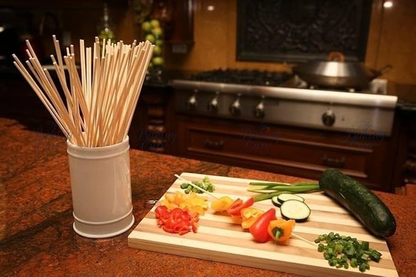 The Baking Curv (6 inches) Natural Bamboo Wooden Skewer Satay Sticks /BBQ Sticks for Kebab Chicken Paneer Tikka Fruits Salad for Barbecue and Grilling  - 6 Inch