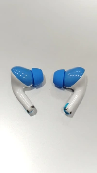 TWS WIRELESS EARBURDS - White