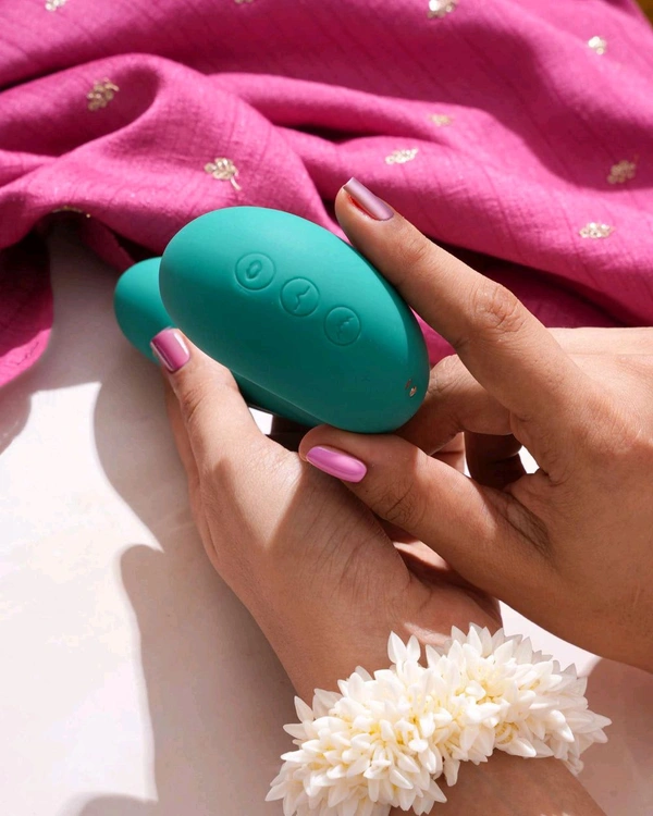 Advanced Flicking Massager with multiple functions - Silicone, Eastern Blue, 6.5 Inch