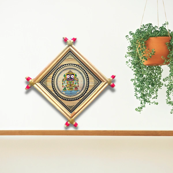 Handprinted Palm Leaf Painting of Lord Jagannath - 0.5 in, 5 in, 5 in
