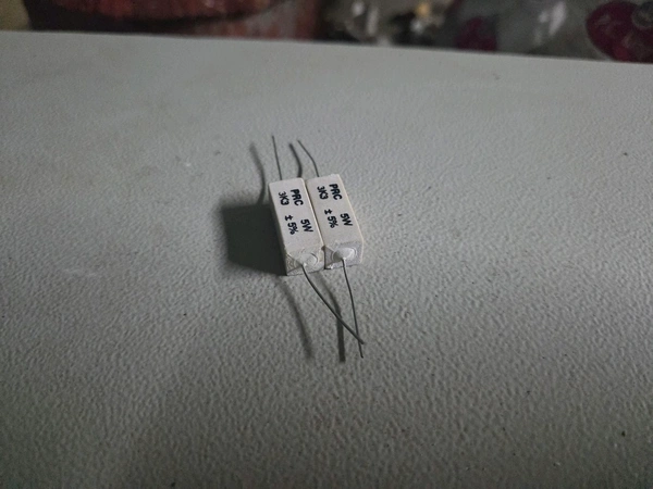 5w 3k3 : Ceramic Encased Resistors : MOR - 9*9*25 (Height X Width X Length), White, 0.006