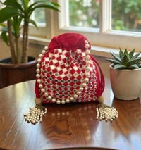 Stunning Mirror Potlis - Guardsman Red