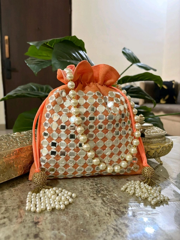 Stunning Mirror Potlis - Guardsman Red