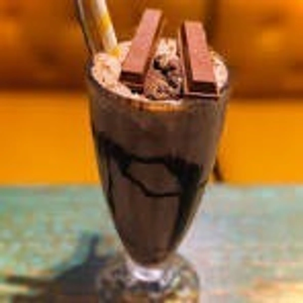 (BIG BOS) KIT KAT SHAKE