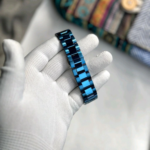 Analog High Quality Quartz Movement Watch Collection With High Quality Strap Best finishing Body & Case