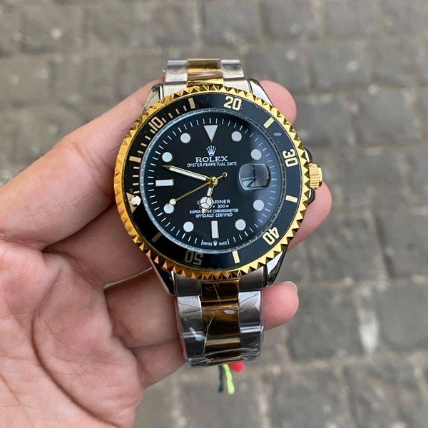 Analog Submariner High Quality Quartz Movement Collection With High Quality Strap Best finishing Body & Case