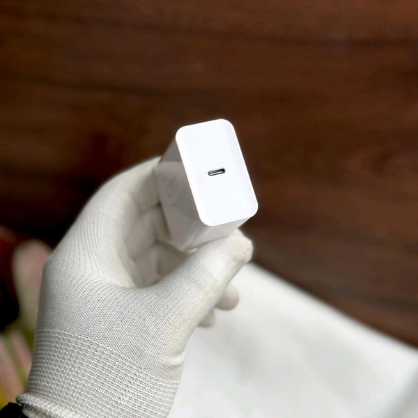 New 33W Fast Charging Adapter