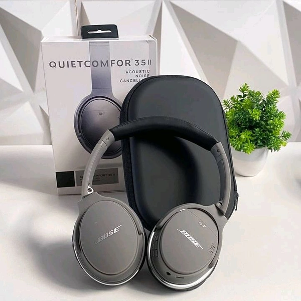 QC 35 II Premium Headphone, Wireless And Connected With IOS & Android