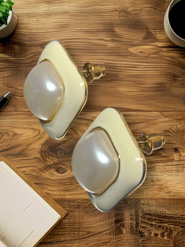 Square Gold Tone Pearl Earring/Studs