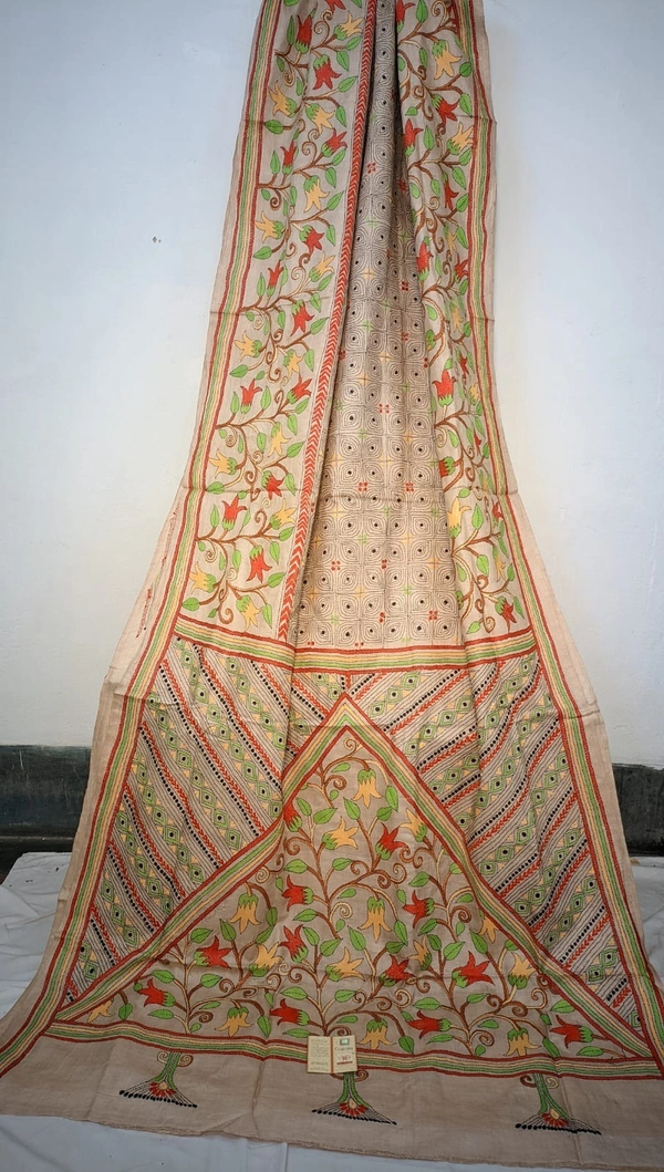 SKU0274 : Pure  Cotton Saree – Handwoven, Lightweight & Breathable Fabric  | Dhonekhali | Calcutta Cotton   - Cream Colour, Floral, Dry Clean Only, Yes