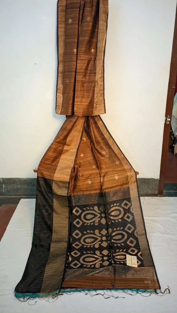 SKU0219 : Elegant Pure Resham Silk Saree – Traditional Handwoven Ethnic Wear - Brown, Zari Work, Dry Clean Only, Yes