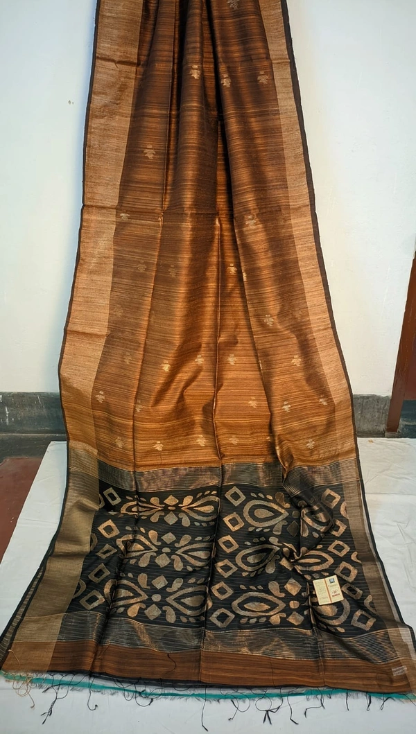 SKU0219 : Elegant Pure Resham Silk Saree – Traditional Handwoven Ethnic Wear - Brown, Zari Work, Dry Clean Only, Yes