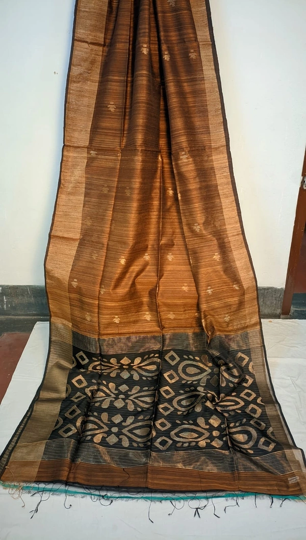 SKU0219 : Elegant Pure Resham Silk Saree – Traditional Handwoven Ethnic Wear - Brown, Zari Work, Dry Clean Only, Yes