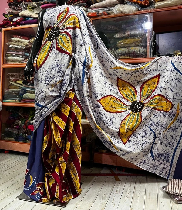 SKU1515 : Mulmul Cotton Saree with Hand Batik Print | Soft Lightweight Daily & Festive Wear Saree - Hand Wash, Yes