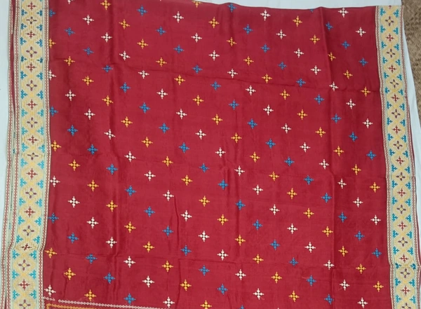 SKU0943 : Elegant Pure Silk Saree – Machine Woven | Embroidery - Dry Clean Only, Yes