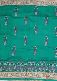 SKU0944 : Elegant Pure Silk Saree – Machine Woven | Embroidery - Dry Clean Only, Yes