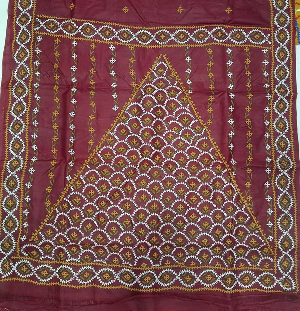 SKU0951 : Elegant Pure Silk Saree – Kantha Stitch | Parsi work - Kantha Stitch, Dry Clean Only, Yes