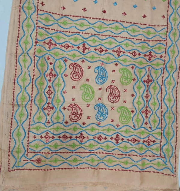 SKU0952 : Pure Silk | Gujrati Work – kantha Stitch - Kantha Stitch, Dry Clean Only, Yes