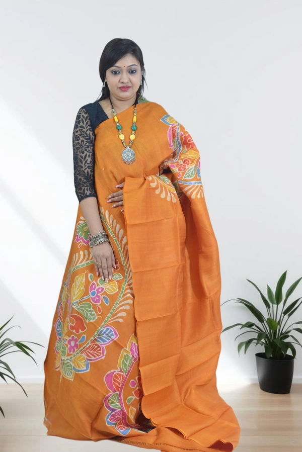 SKU-0557 : Murshidabad Pure Silk – Premium Wax Batik Fabric – Hand Painted - Normal Length 6.3 mtr Plus, Orange, Hand Print, Dry Clean Only, Yes