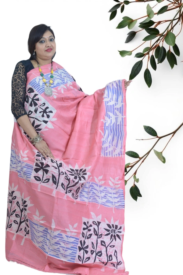 SKU0558 : Murshidabad Pure Silk – Premium Wax Batik Fabric – Hand Painted - Normal Length 6.3 mtr Plus, Peach, Hand Print, Dry Clean Only, Yes